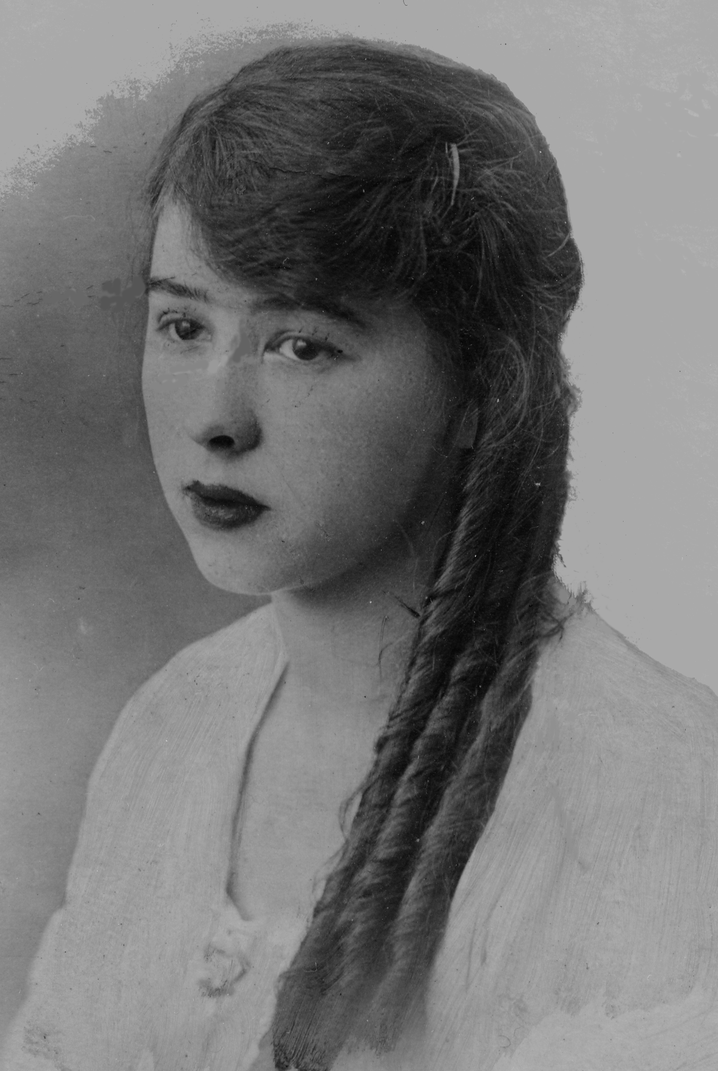 Picture of Mam - Mary Ann Jane Henrietta Russell.